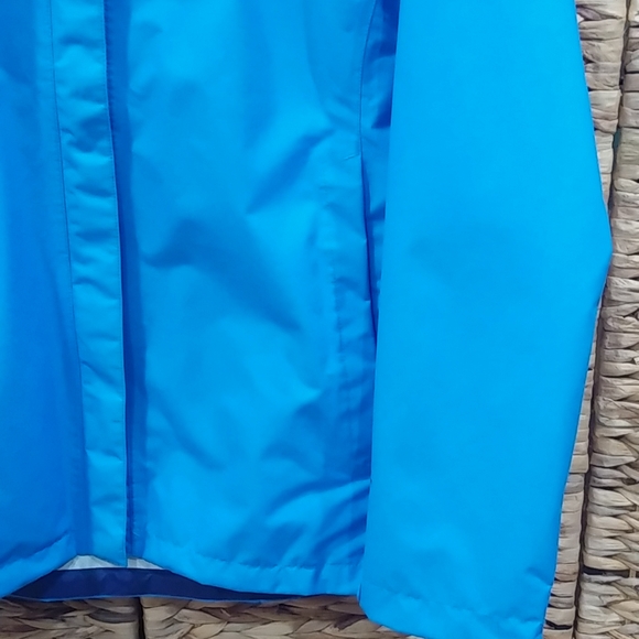 The North Face plus size rain jacket - Picture 4 of 12